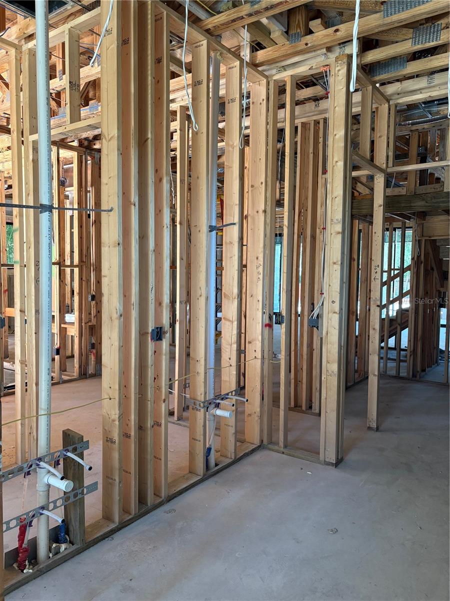 COMSTOCK PARK - Residential