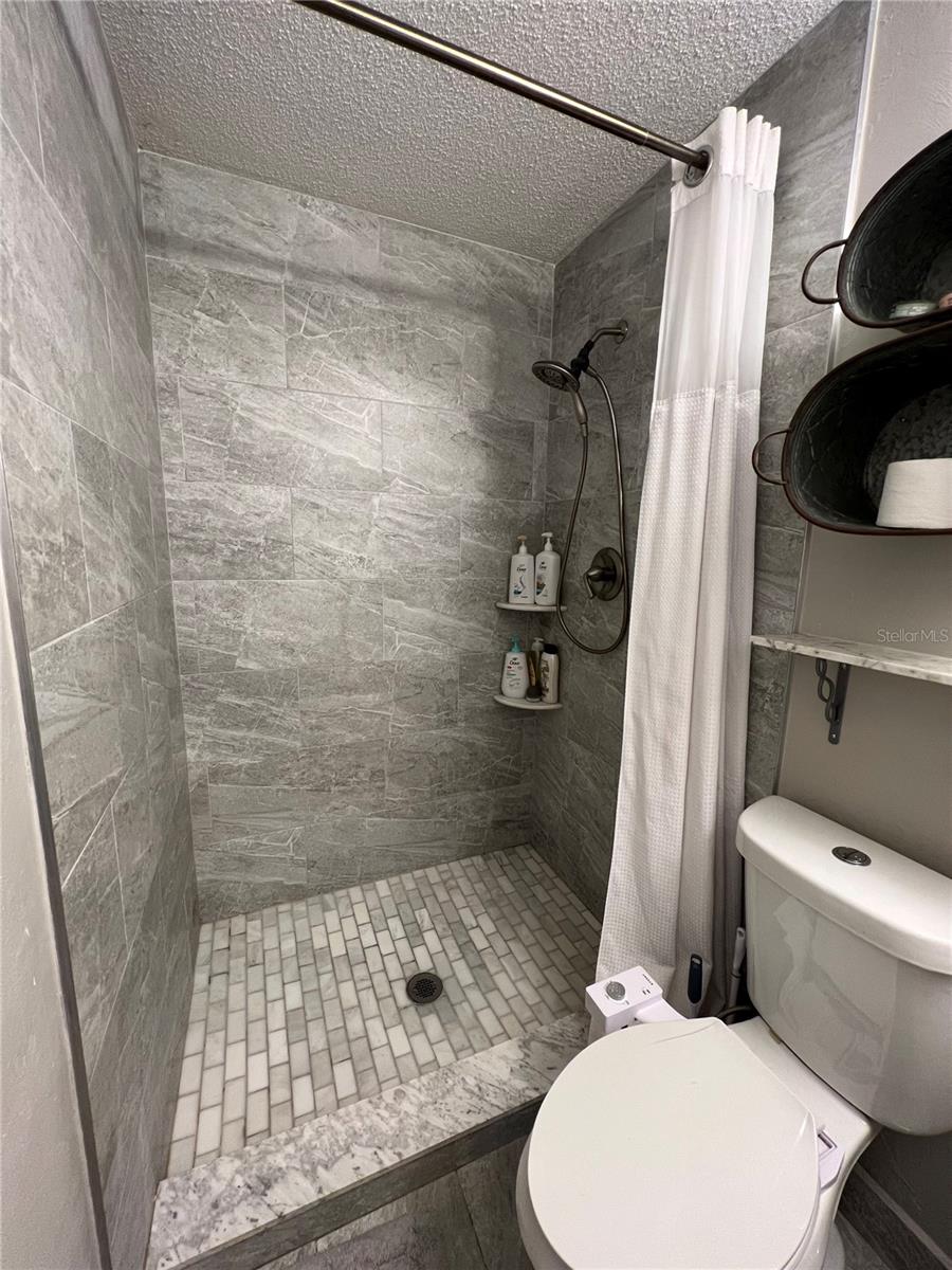 NORTHWOOD - Residential