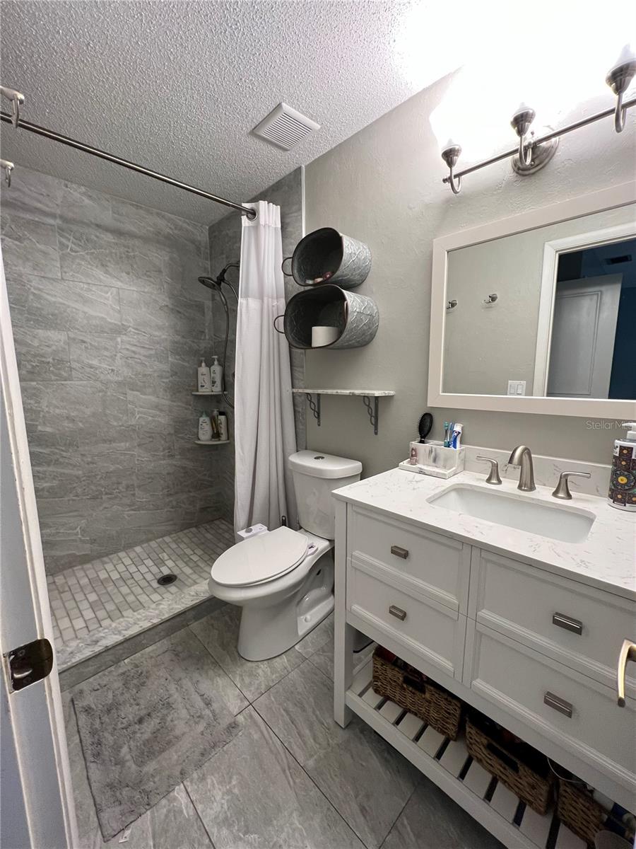 NORTHWOOD - Residential