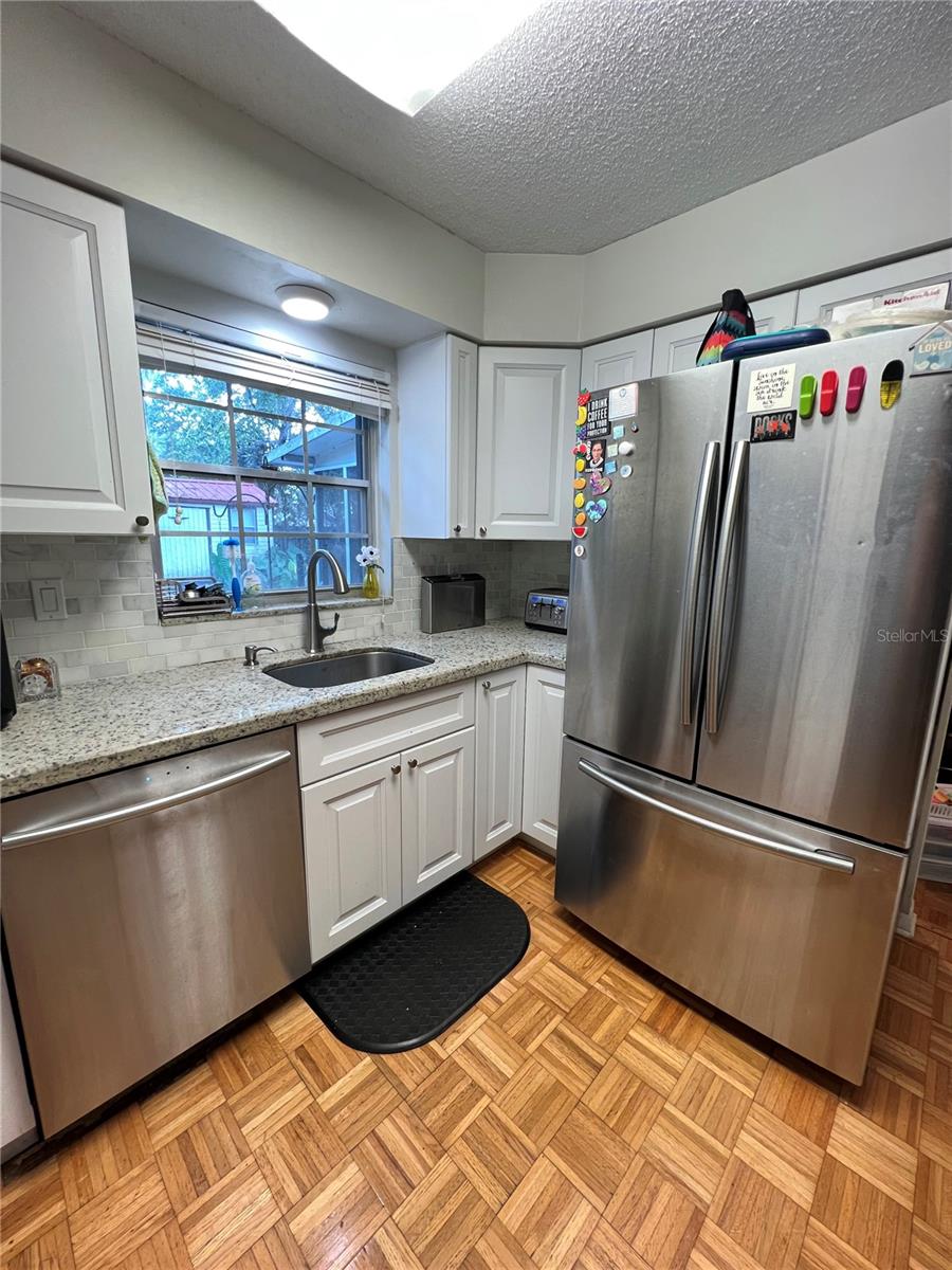 NORTHWOOD - Residential