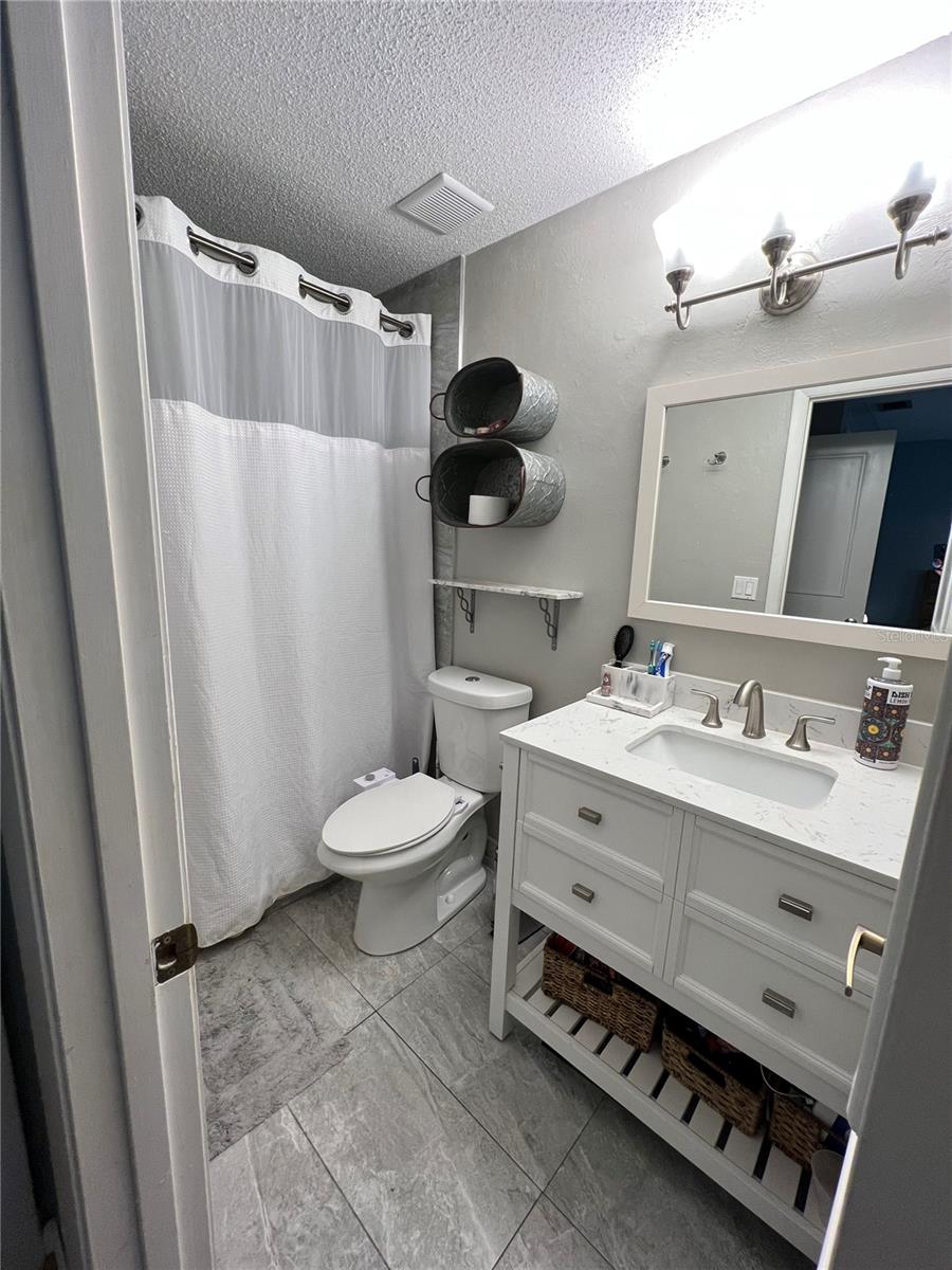 NORTHWOOD - Residential