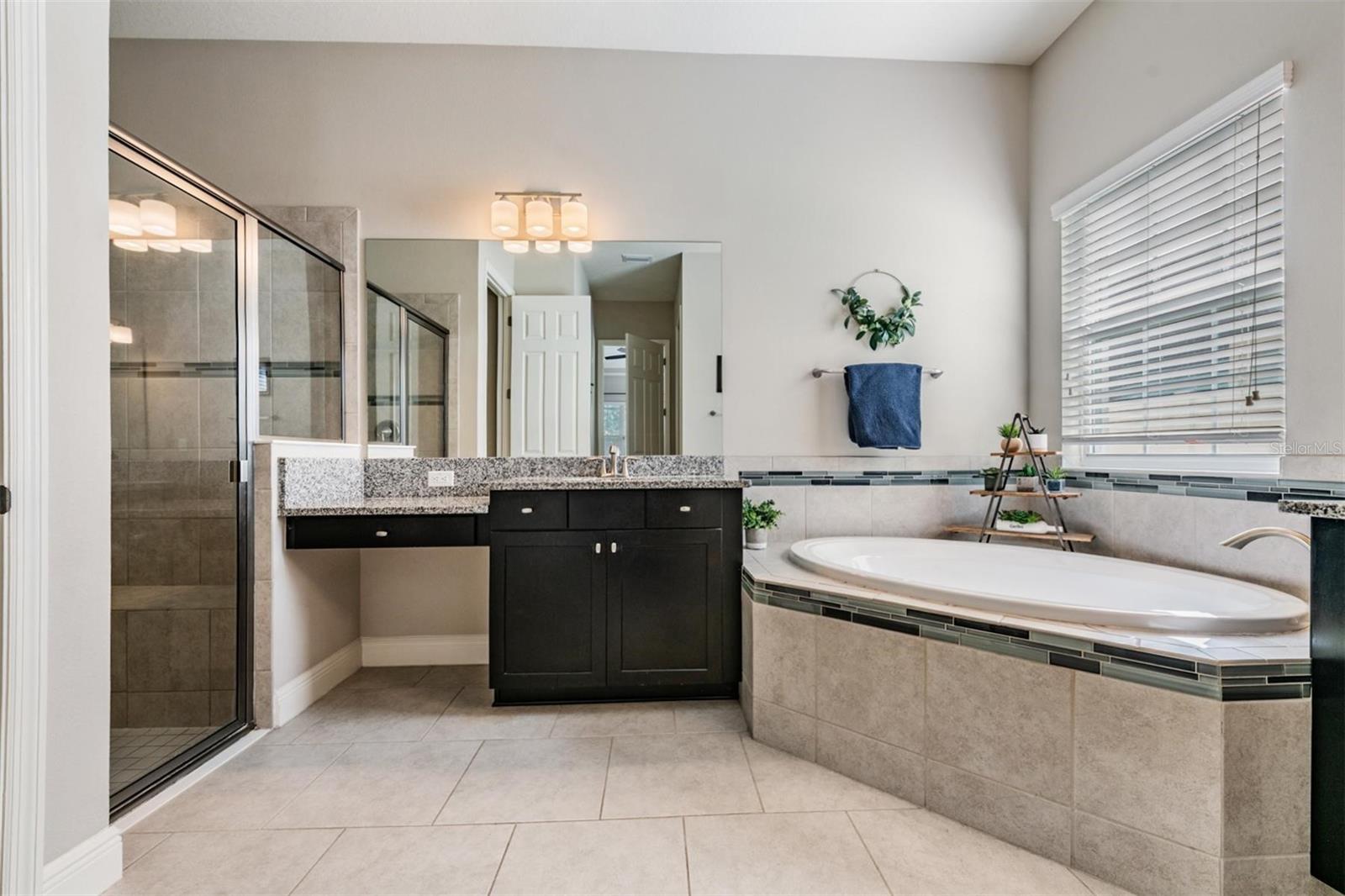 LAKESHORE RANCH PH I - Residential