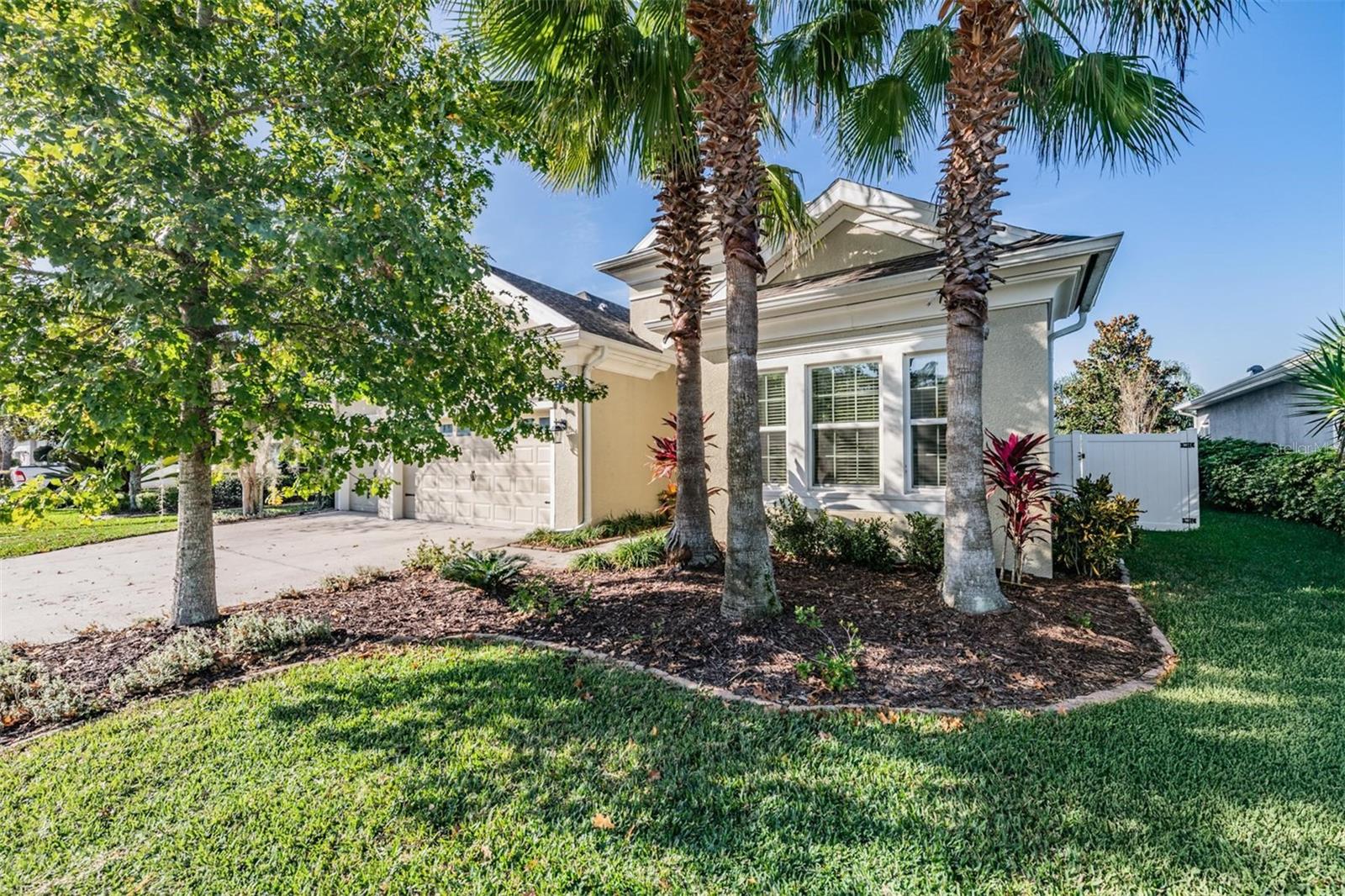 8429 EAGLE BROOK DRIVE