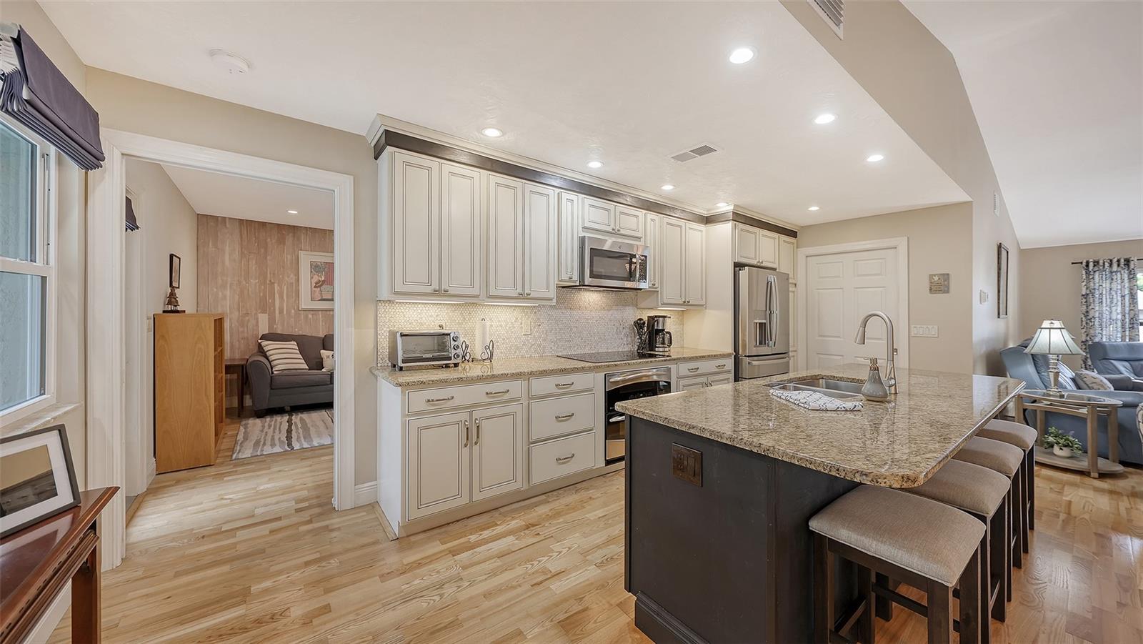 SHERWOOD FOREST - Residential