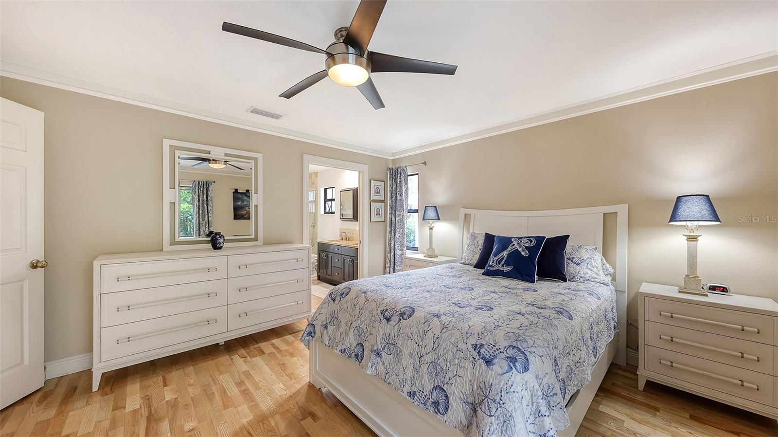 SHERWOOD FOREST - Residential