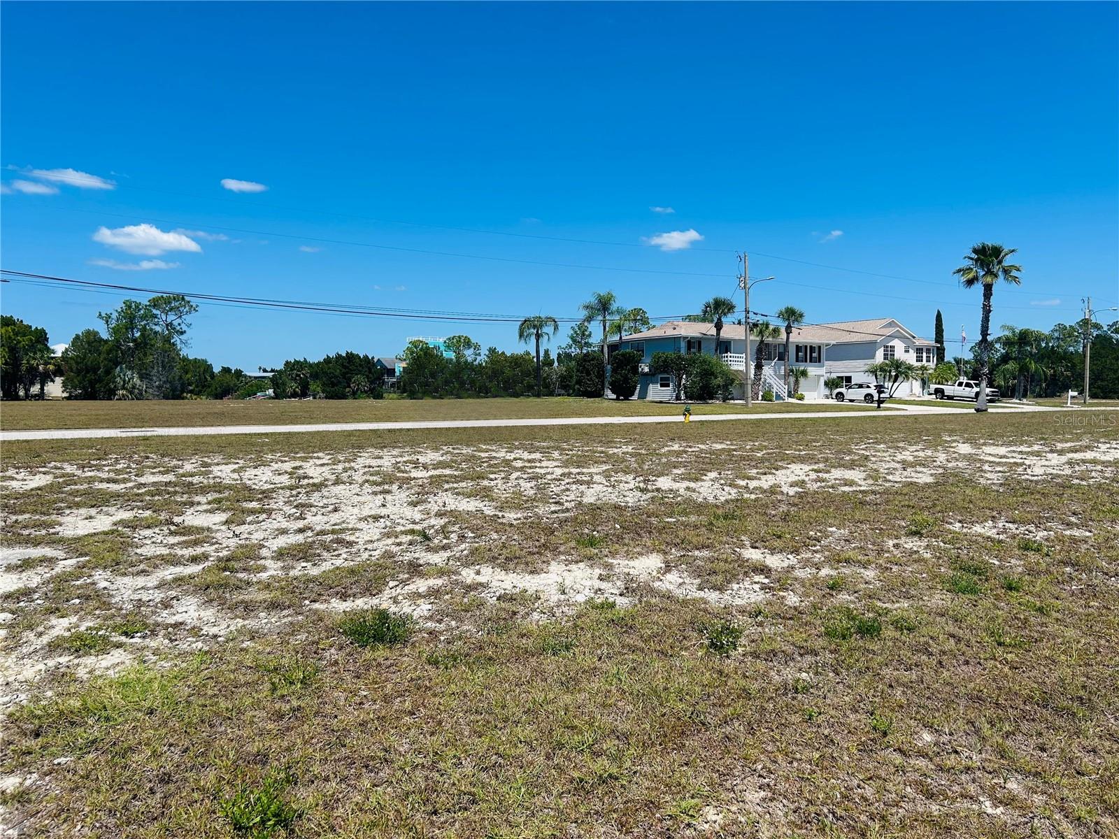 HERNANDO BEACH - Land