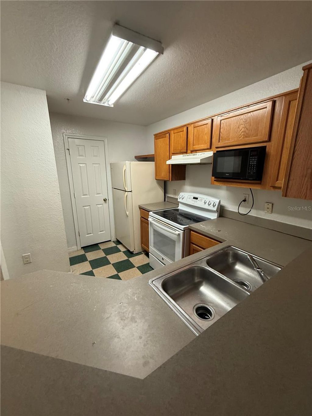 Photo of 3712 Castle Pines Lane #4137, Orlando, FL 32839 (MLS # S5147345)