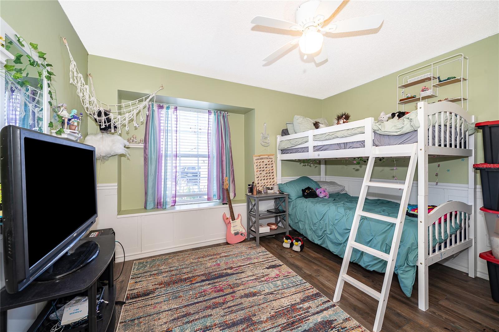 COLLEGE HEIGHTS PH 02 - Residential