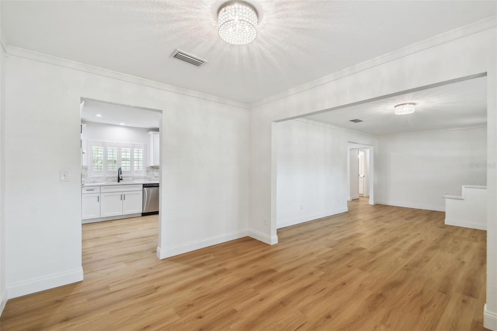 SUNSET PARK - Residential Lease