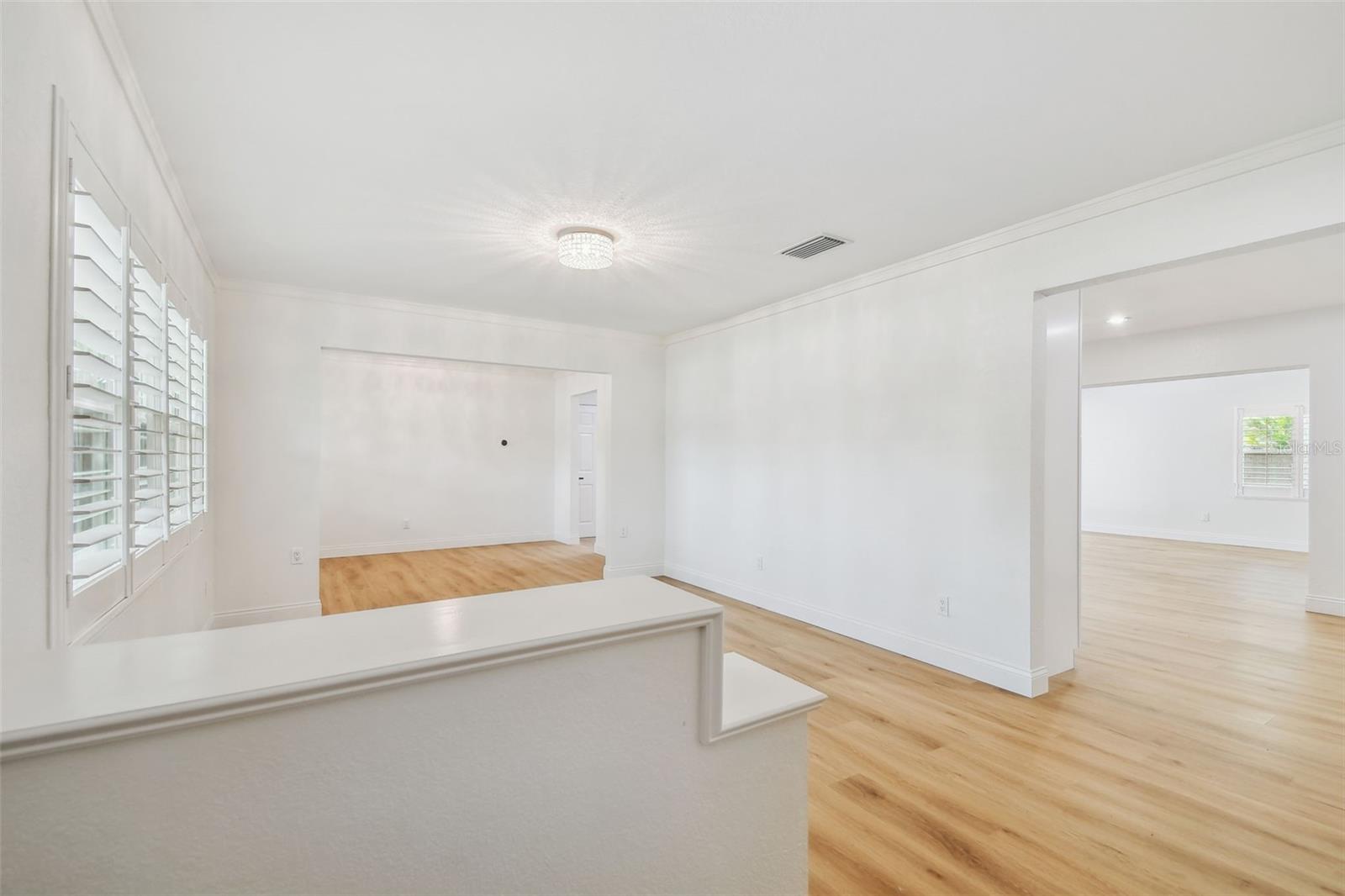 SUNSET PARK - Residential Lease