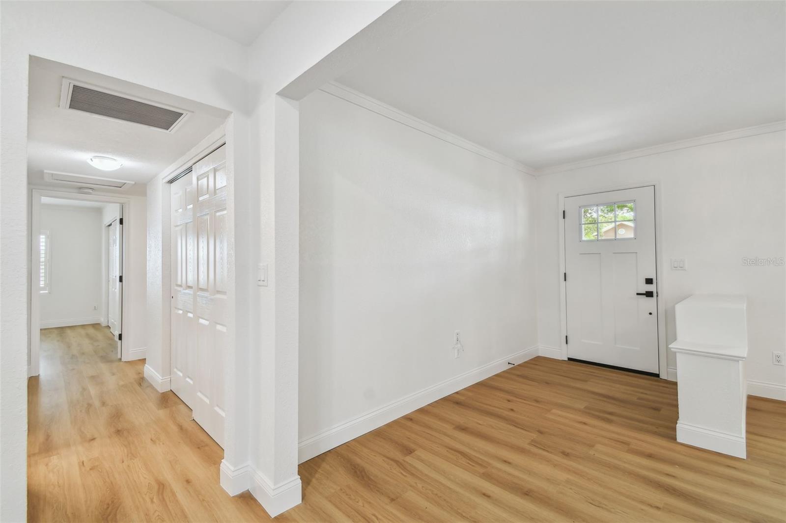 SUNSET PARK - Residential Lease