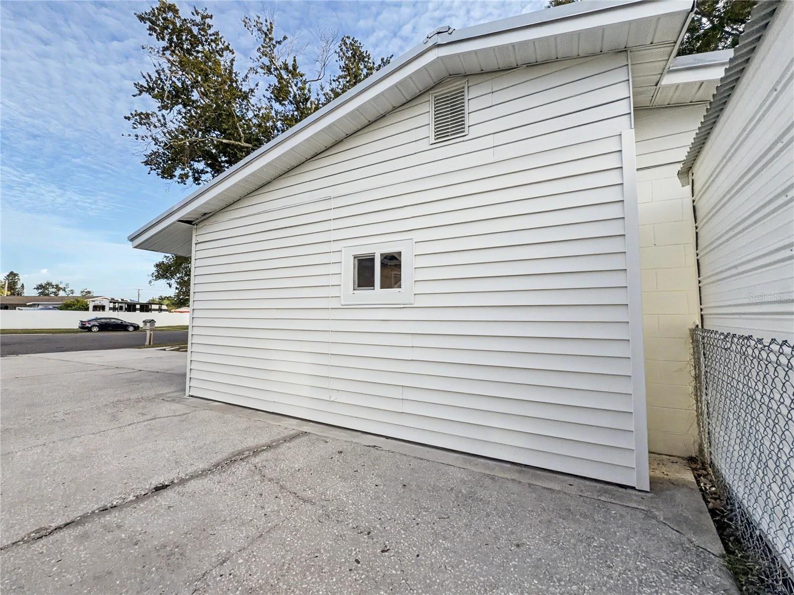 6404 WILLOW BEND PLACE