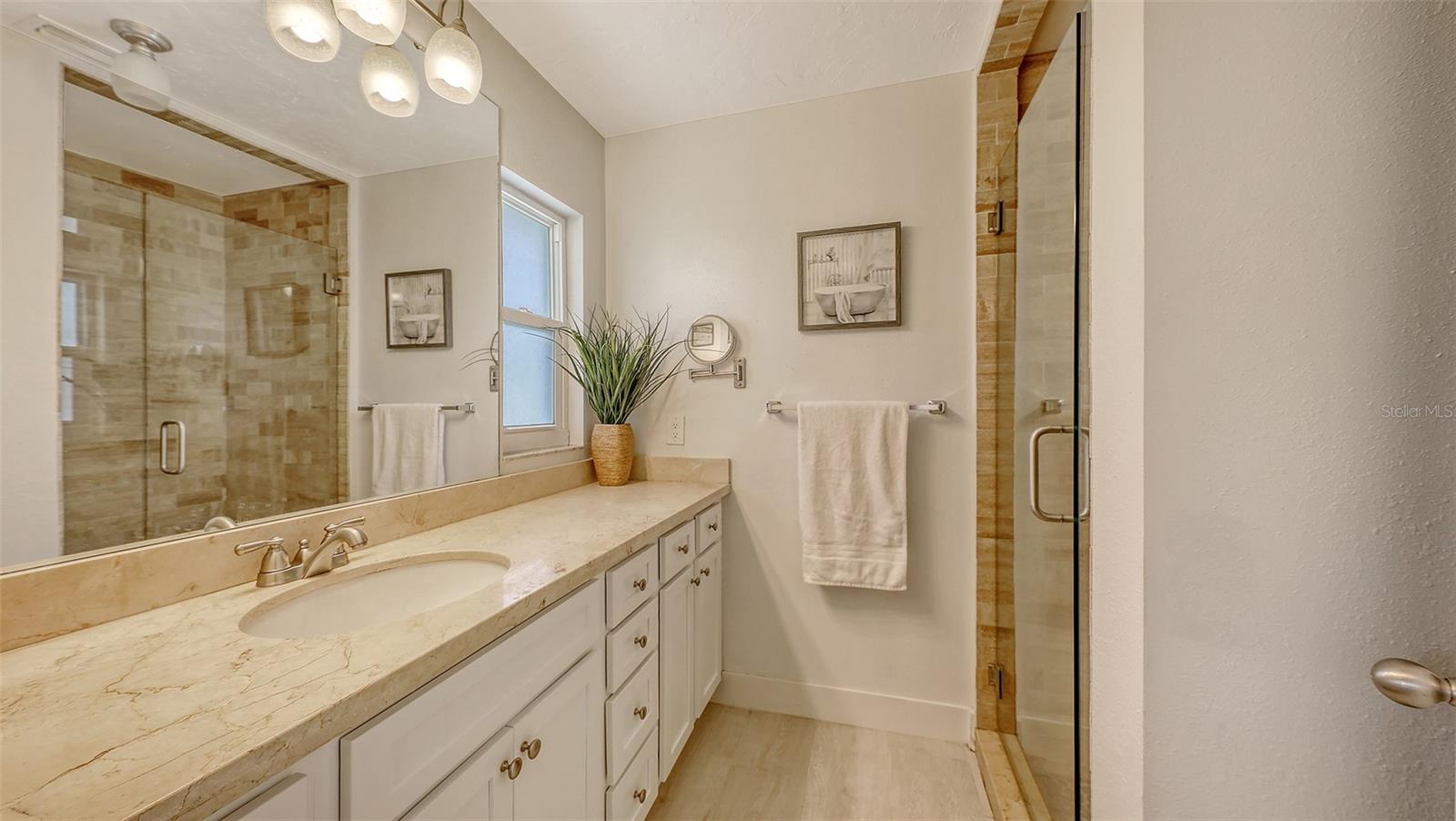 OAK GROVE PARK - Residential