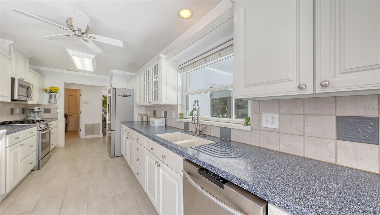OAK GROVE PARK - Residential
