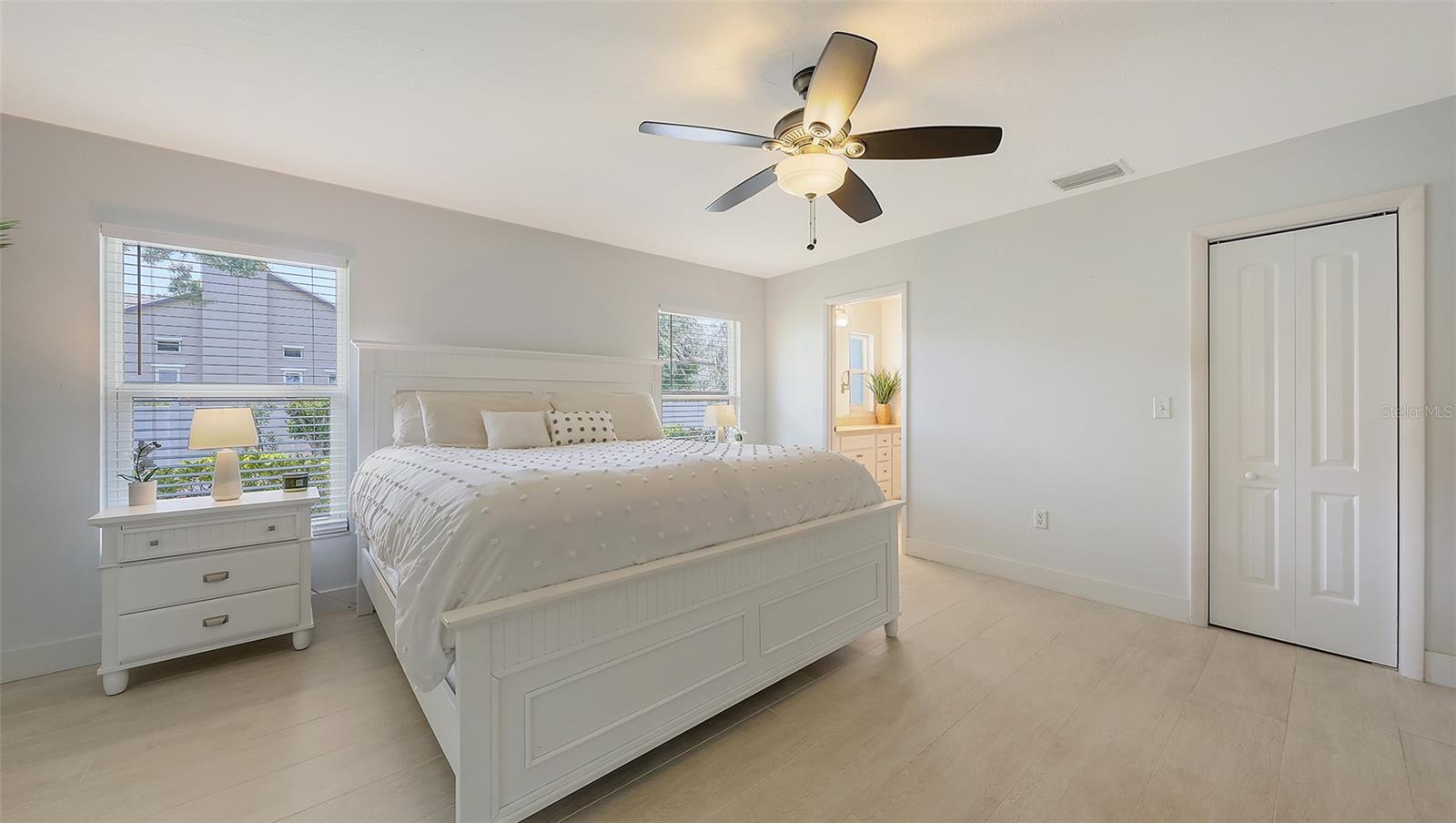 OAK GROVE PARK - Residential