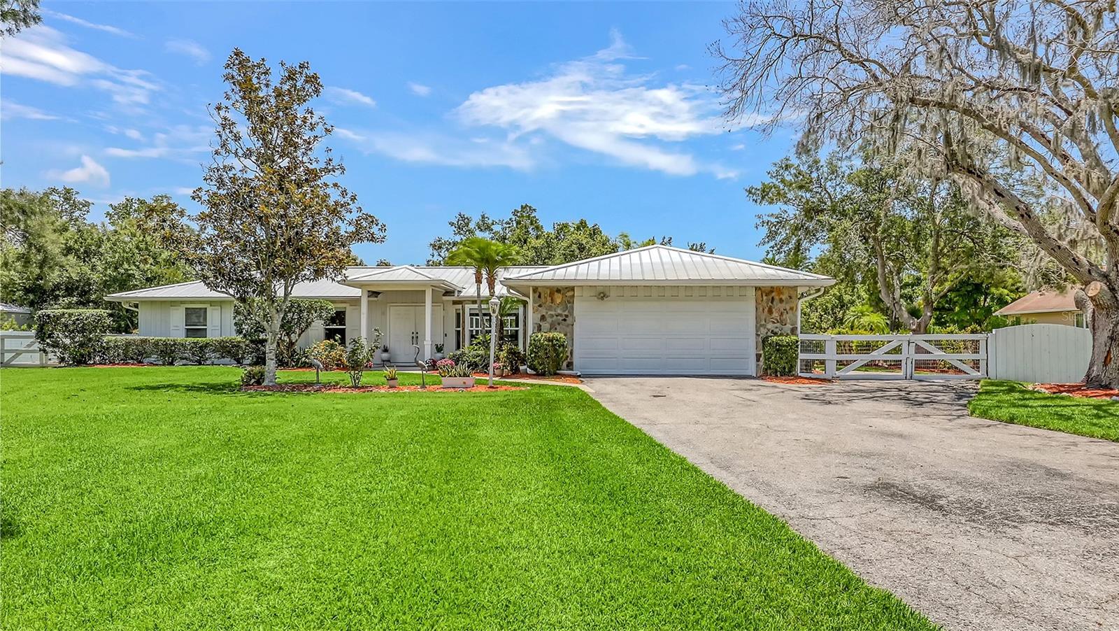 OAK GROVE PARK - Residential