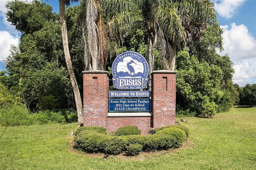 EUSTIS QUAYLES GOLF LINK 02 - Residential