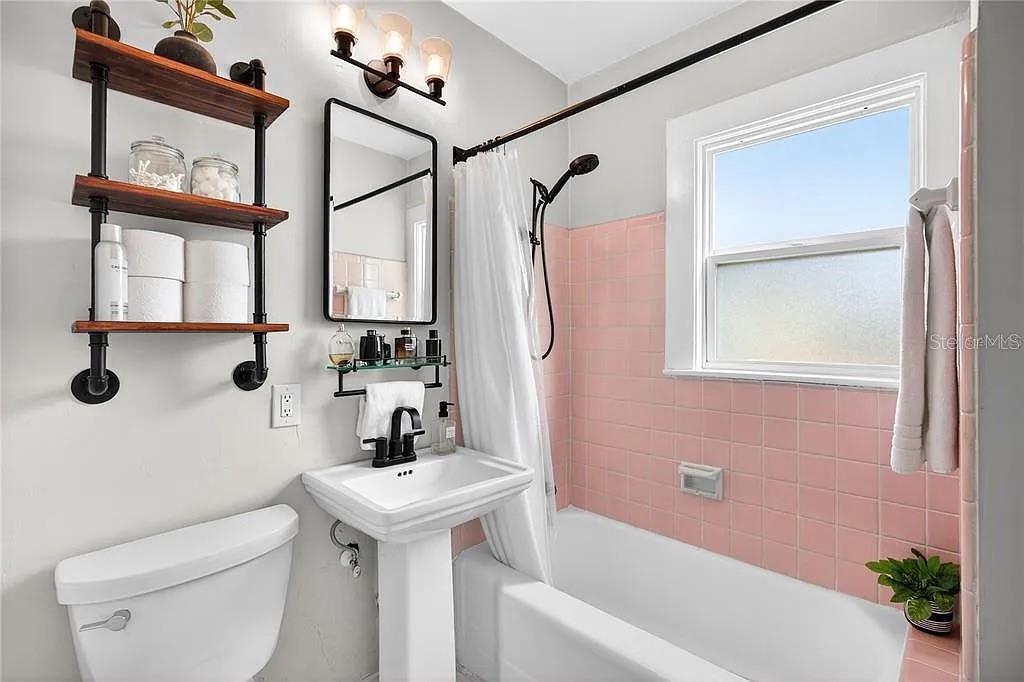 EUSTIS QUAYLES GOLF LINK 02 - Residential