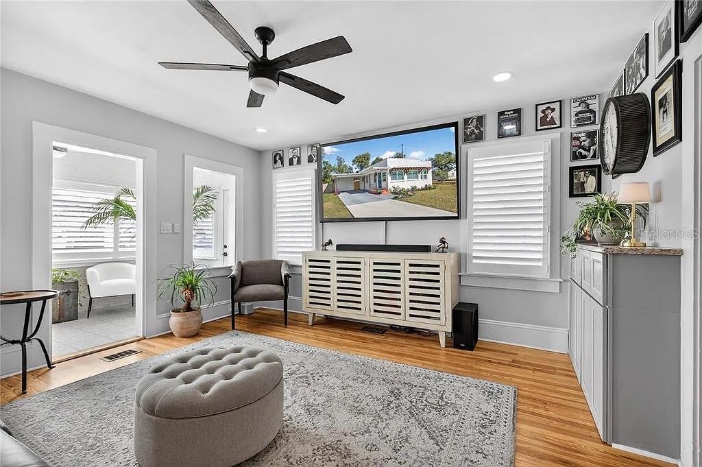 EUSTIS QUAYLES GOLF LINK 02 - Residential