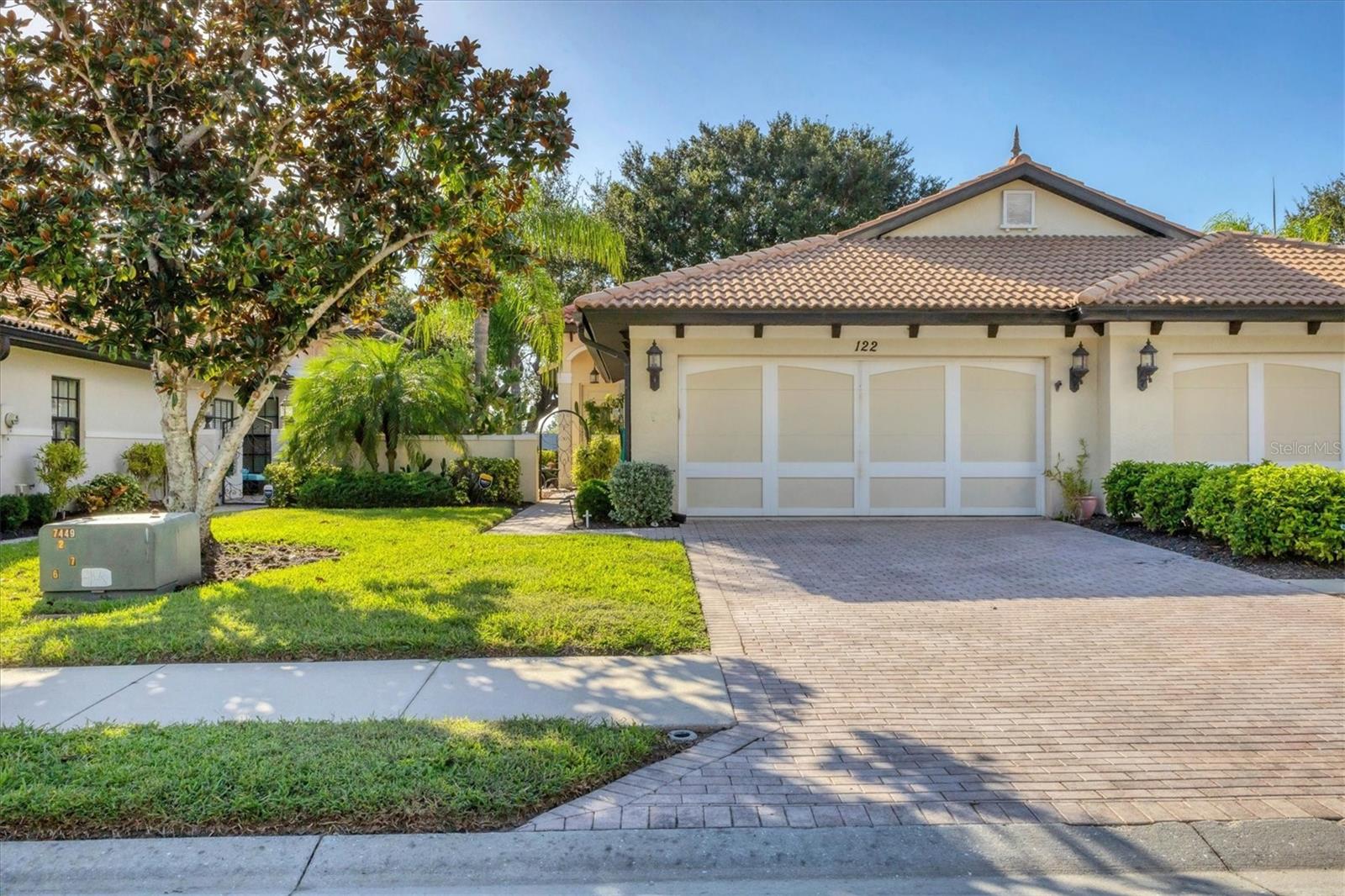 PINEBROOK PRESERVE - Residential