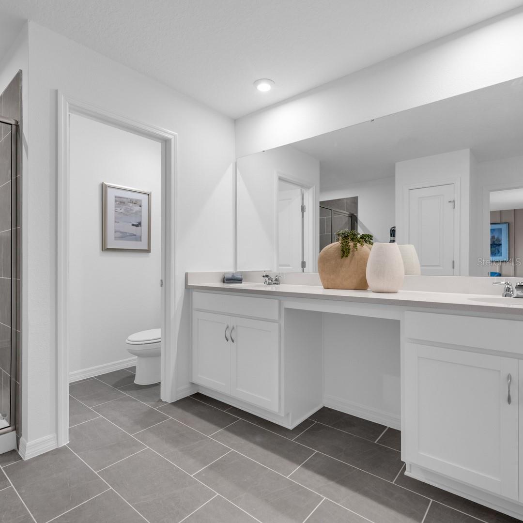 OAKFIELD TRAILS - Residential