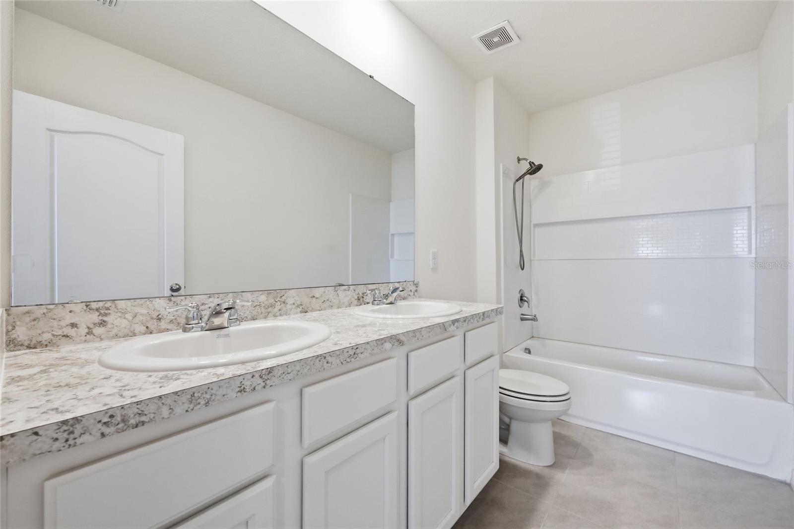 LAKE CHARLES RESIDENCE PH 2 - Residential