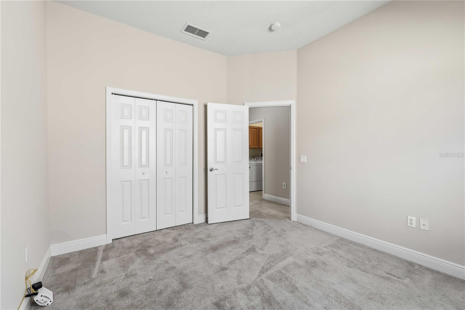 PALMA SOLA TRACE - Residential