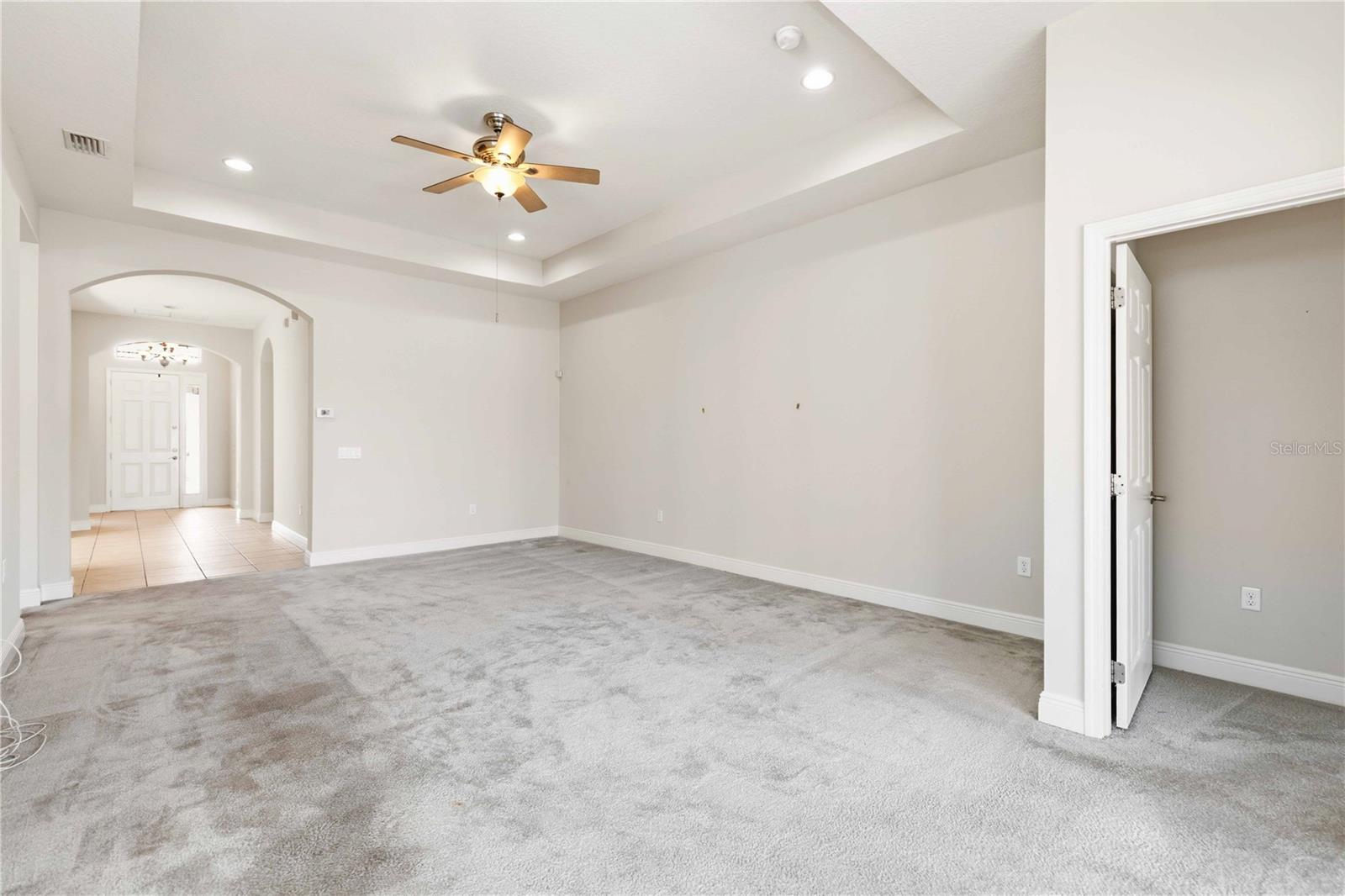 PALMA SOLA TRACE - Residential