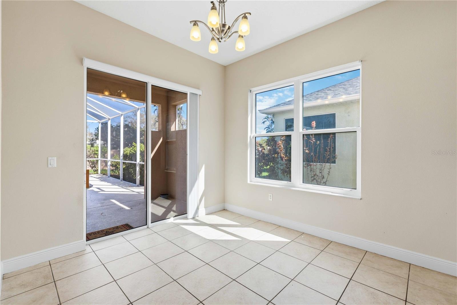 PALMA SOLA TRACE - Residential