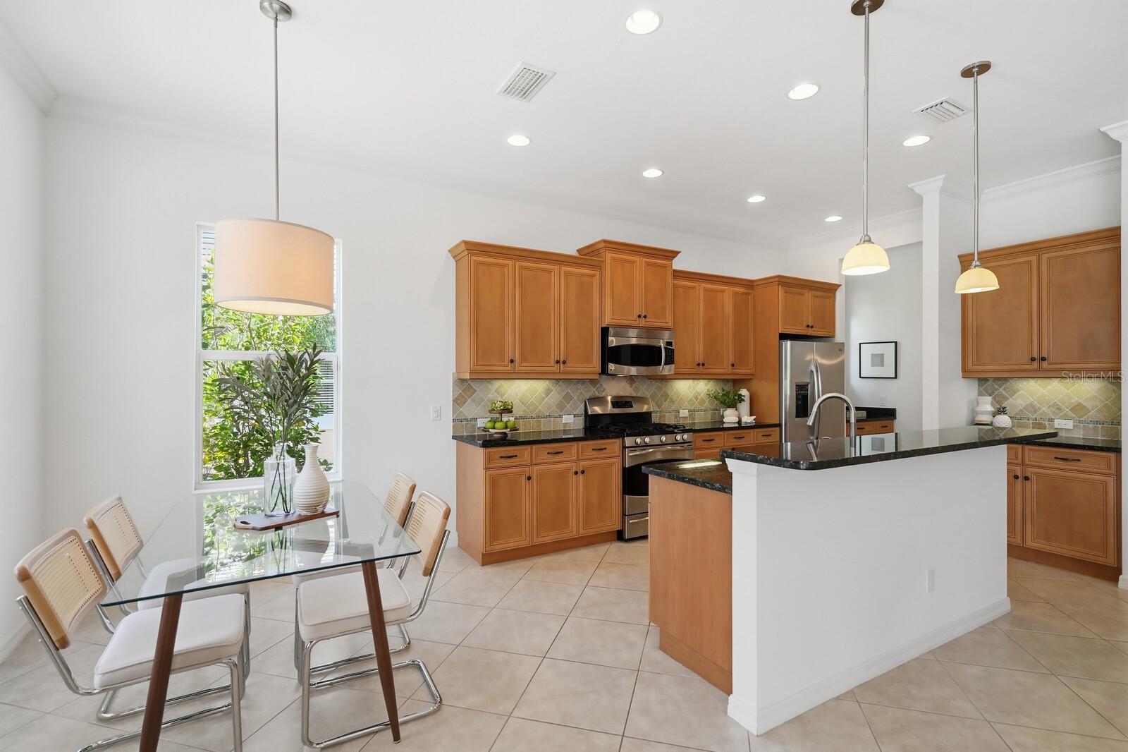 LAKEWOOD RANCH COUNTRY CLUB - Residential