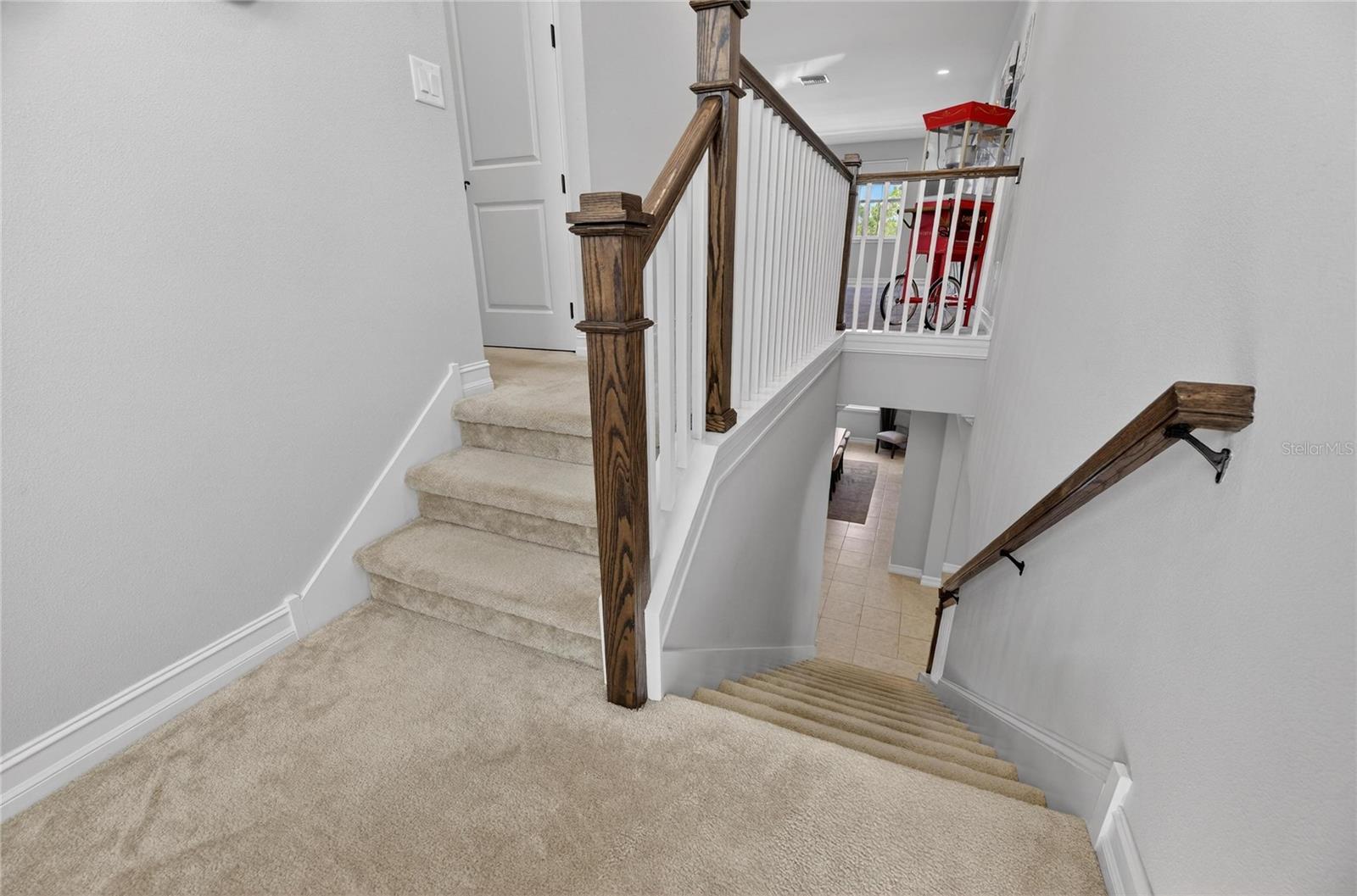 PROMENADE AT LAKE PARK PH - Residential Lease