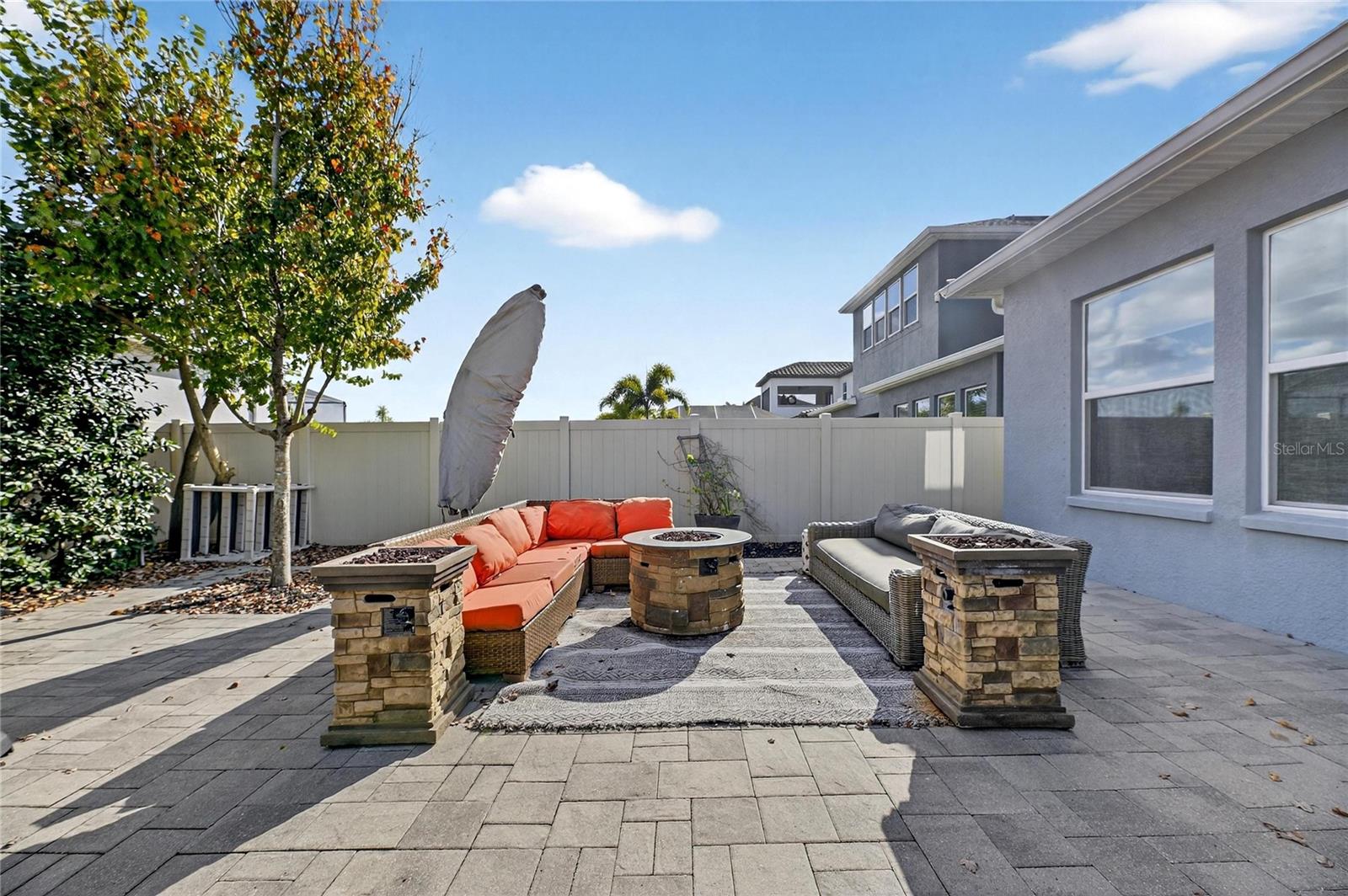 PROMENADE AT LAKE PARK PH - Residential Lease