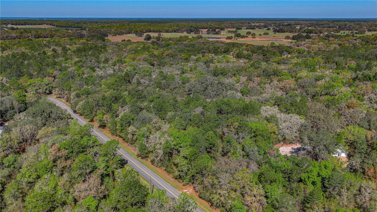 LAKE COMO PARK - Land