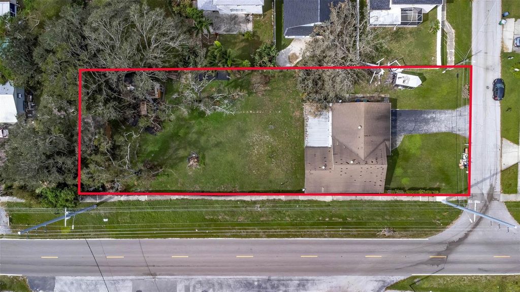 Photo of 4402 W Lancaster Street, Tampa, FL 33616 (MLS # TB8471490)