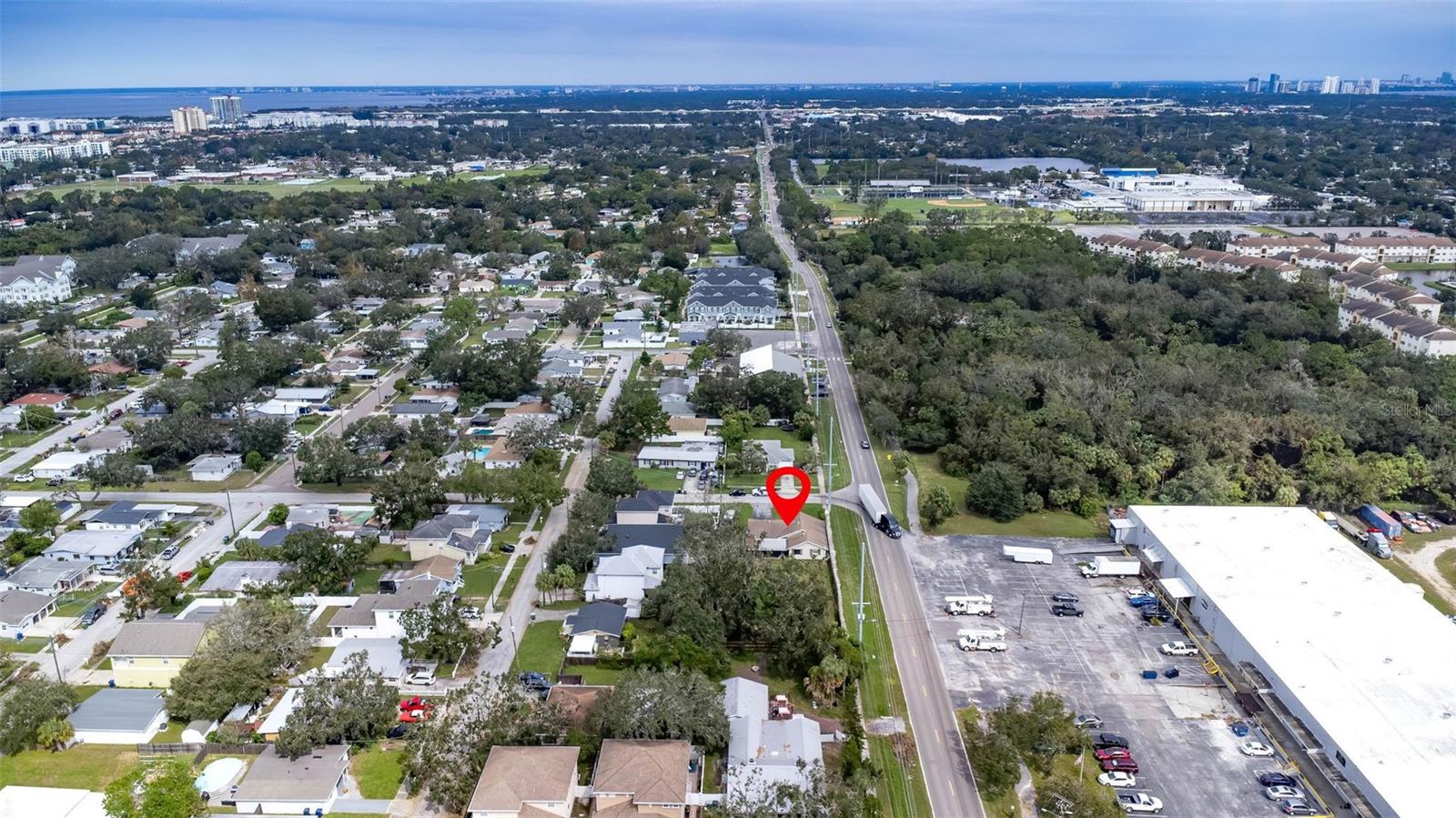 SUNNILAND - Commercial Sale