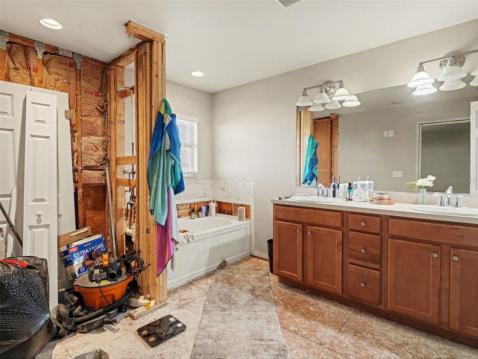 LIGHTHOUSE COVE AT HERITAGE HARBOUR UN 2 - Residential