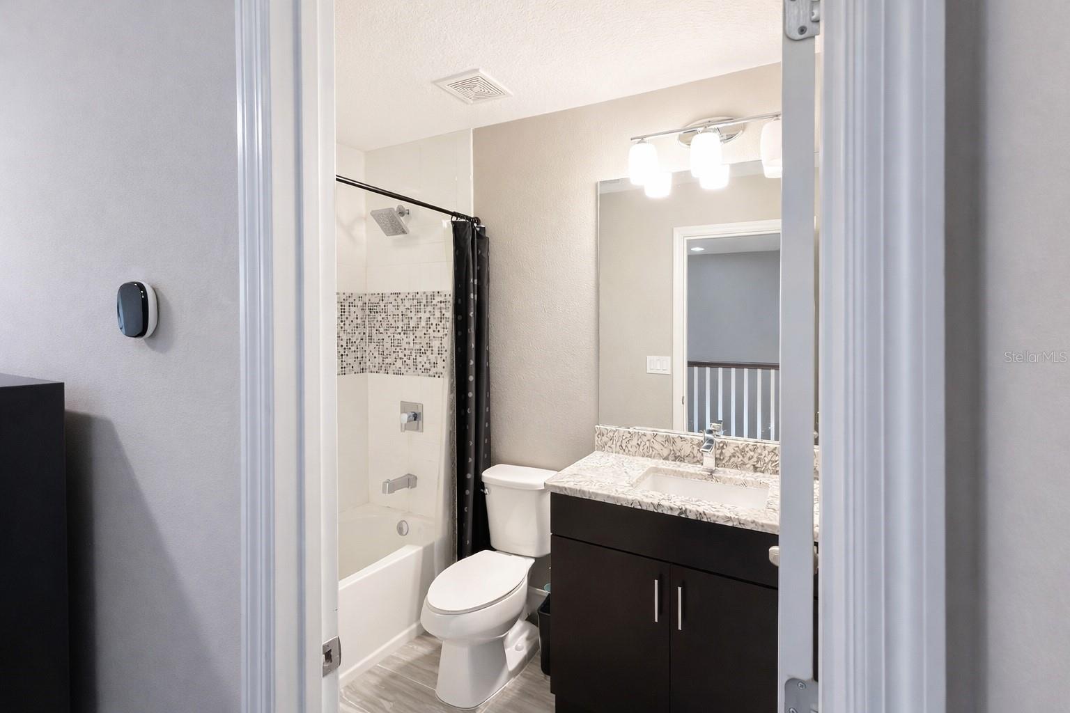 HAWKSMOOR-PH 1 - Residential Lease