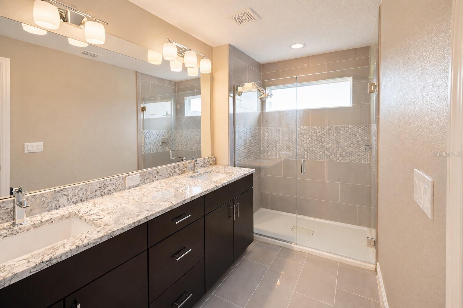 HAWKSMOOR-PH 1 - Residential Lease