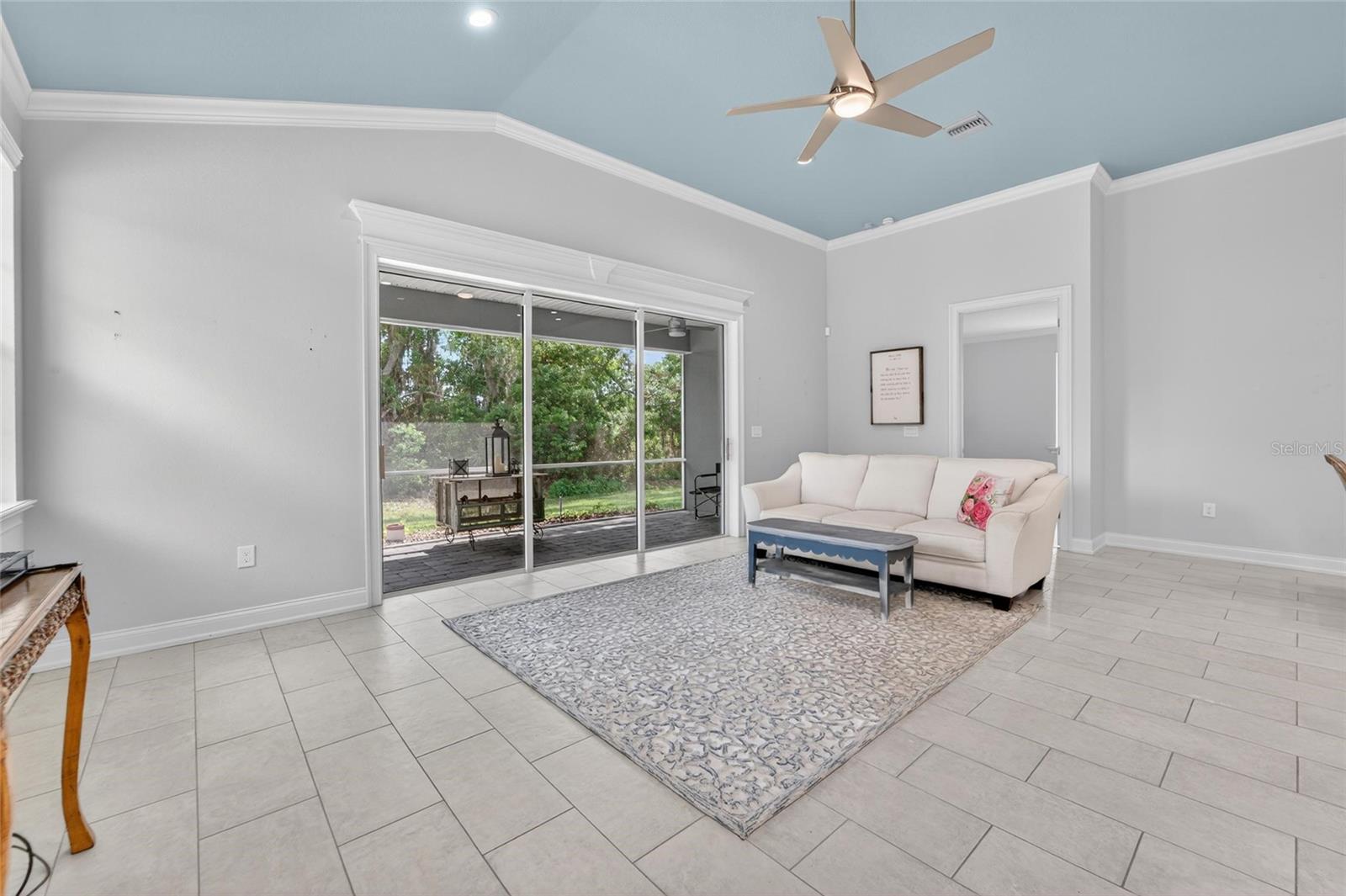 LAKE JAMES PH 4 - Residential