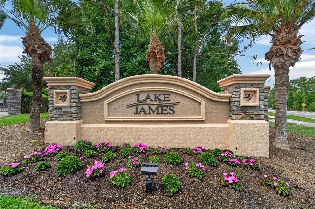 Photo of 7991 Lake James Boulevard, Lakeland, FL 33810 (MLS # TB8502616)