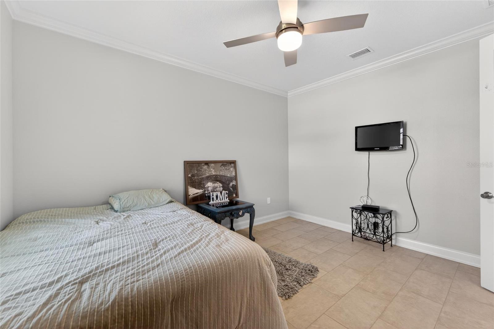 LAKE JAMES PH 4 - Residential