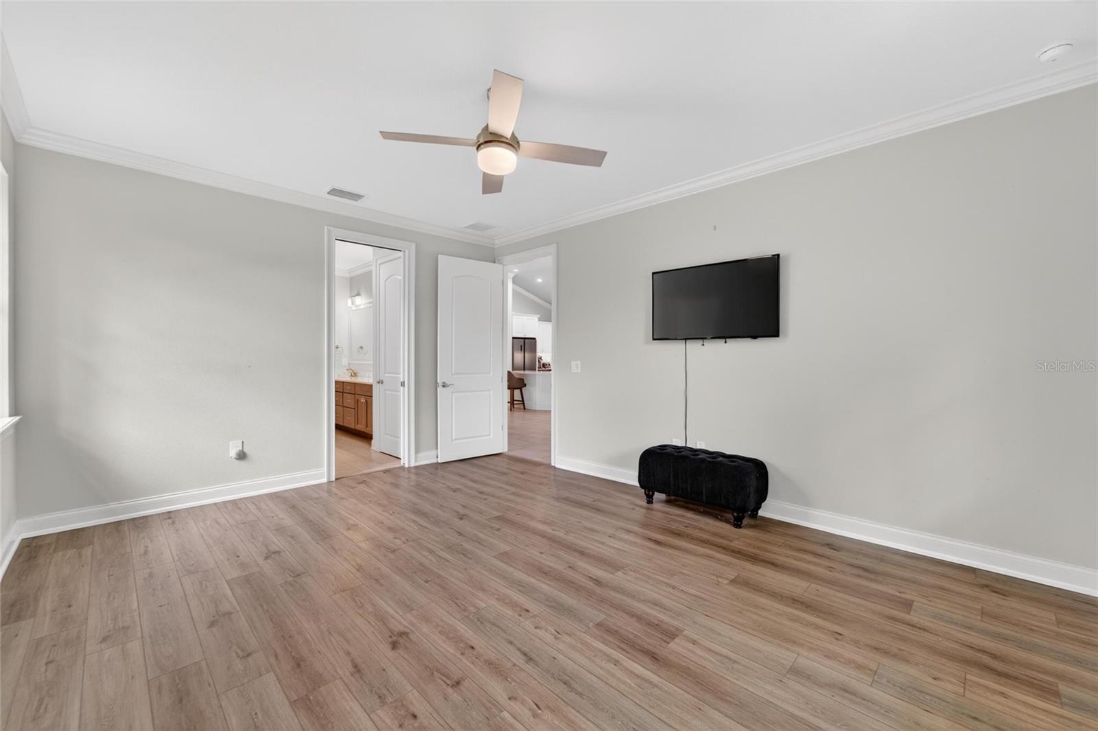 LAKE JAMES PH 4 - Residential