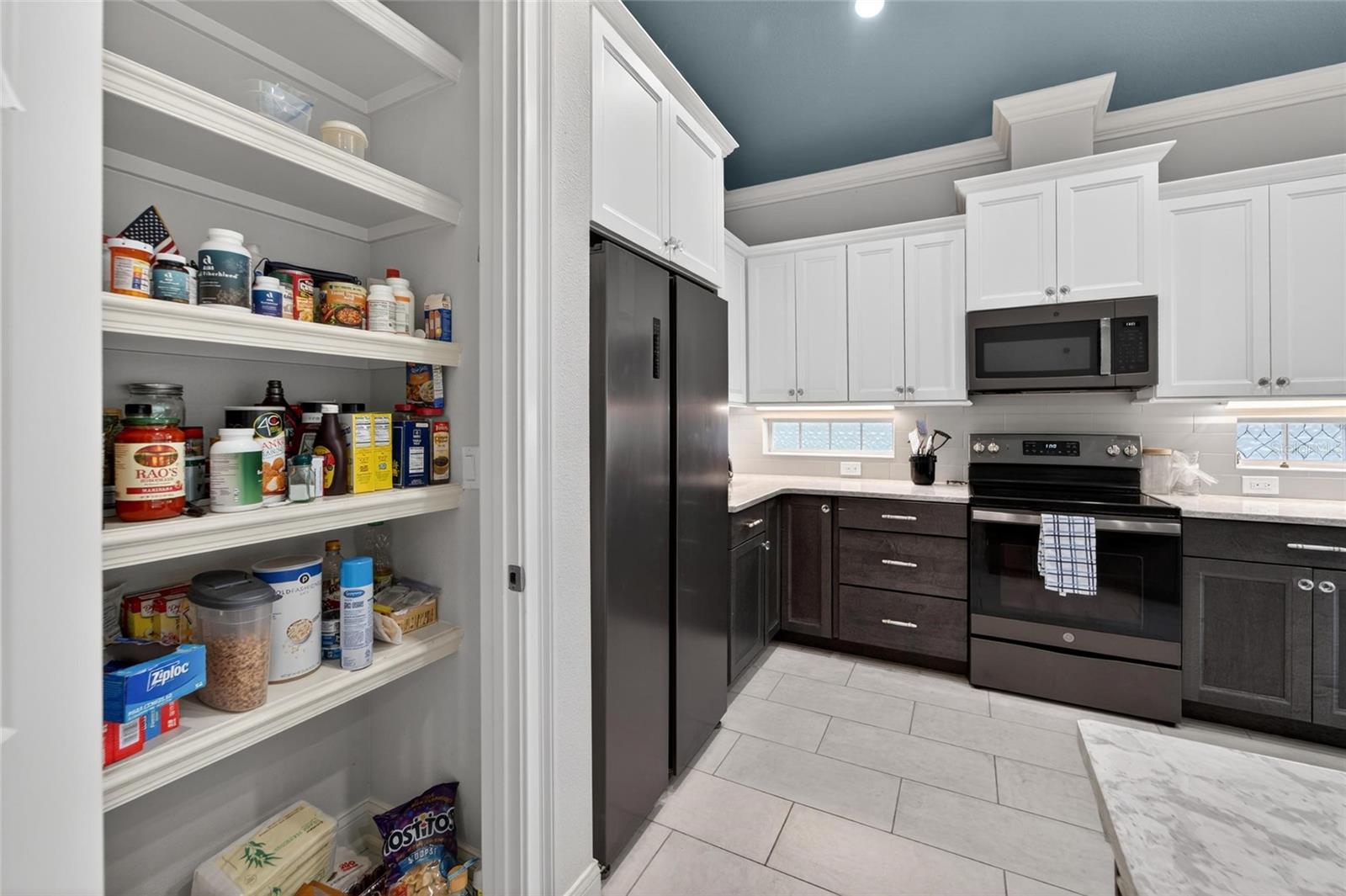 LAKE JAMES PH 4 - Residential
