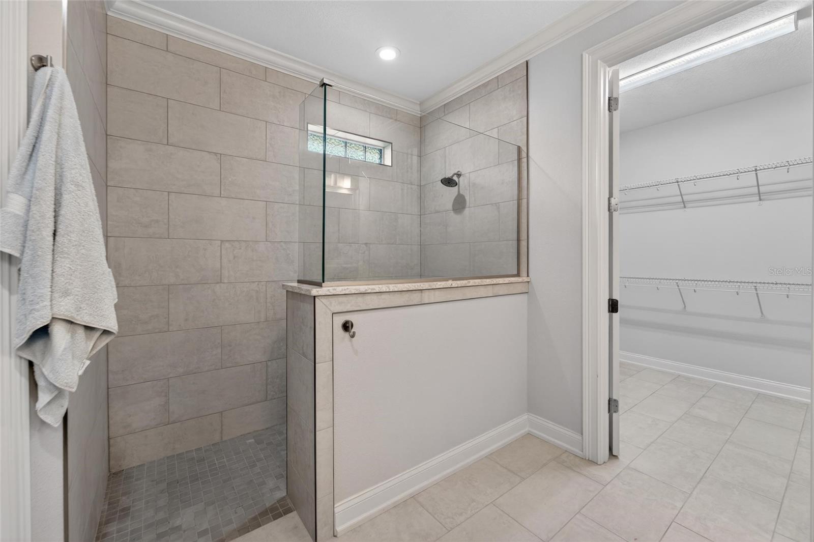 LAKE JAMES PH 4 - Residential