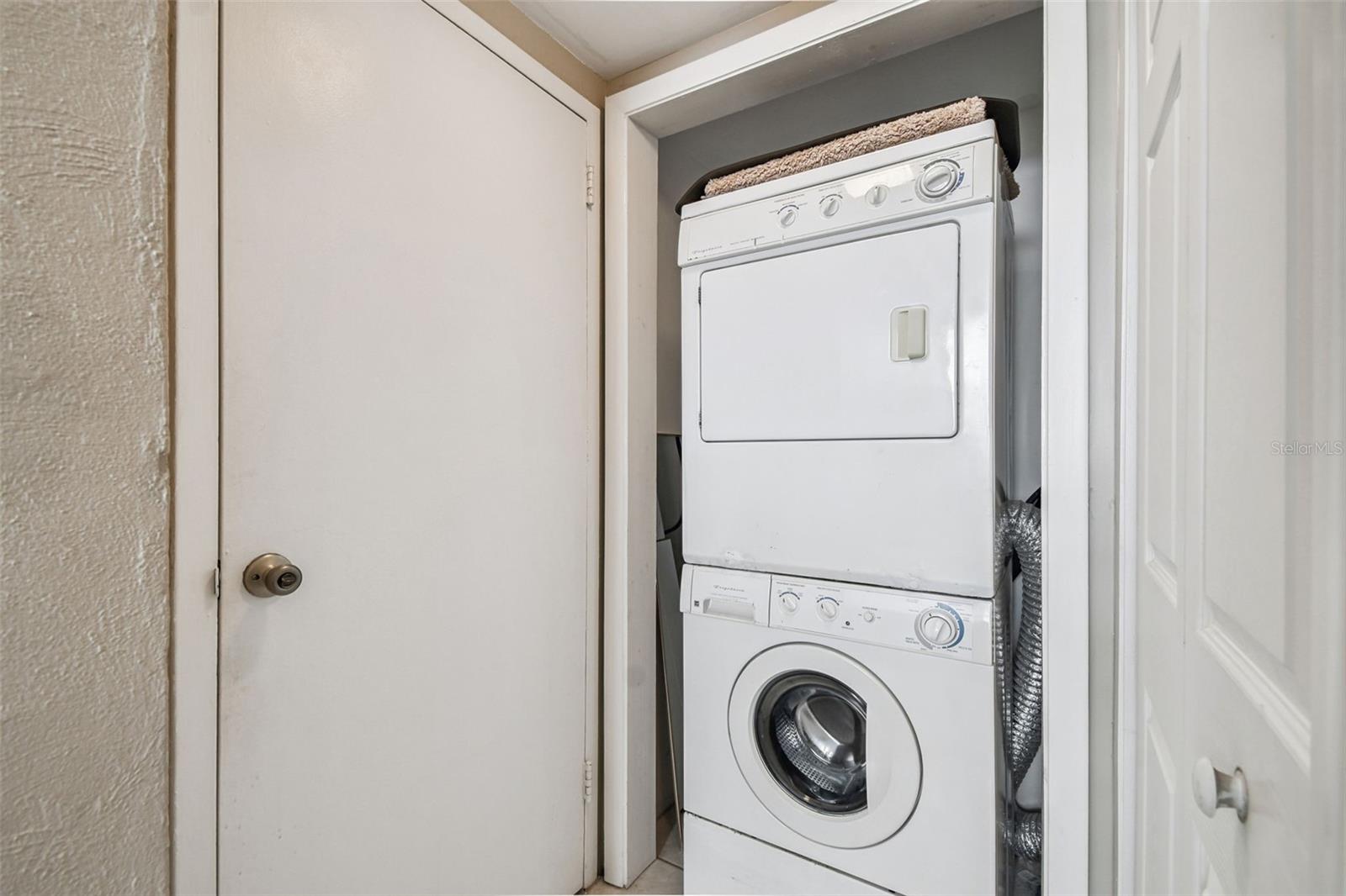 BAYSHORE TOWERS A CONDO - Residential