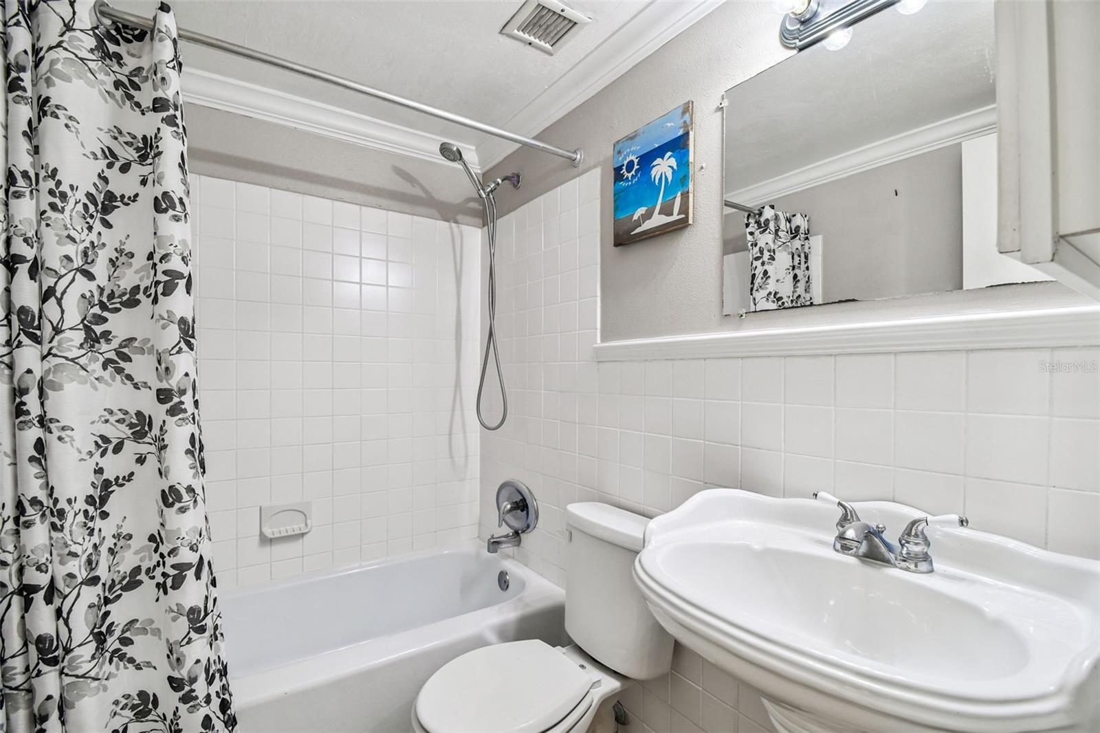 BAYSHORE TOWERS A CONDO - Residential