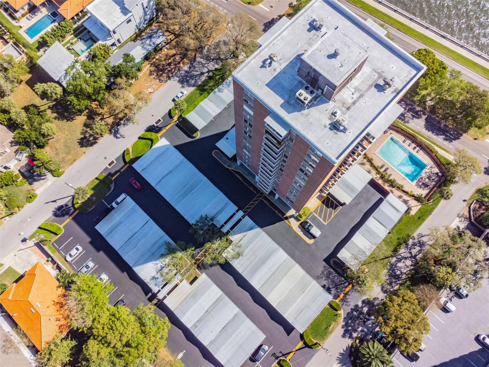 BAYSHORE TOWERS A CONDO - Residential