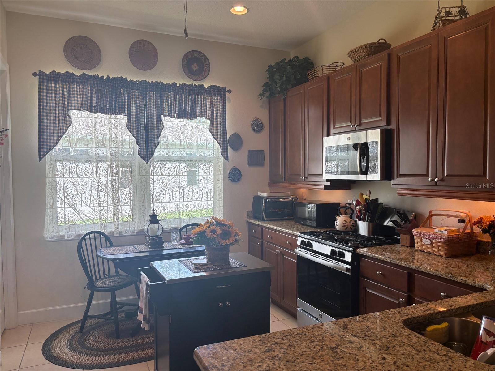 VICTORIA GARDENS PH 4 - Residential