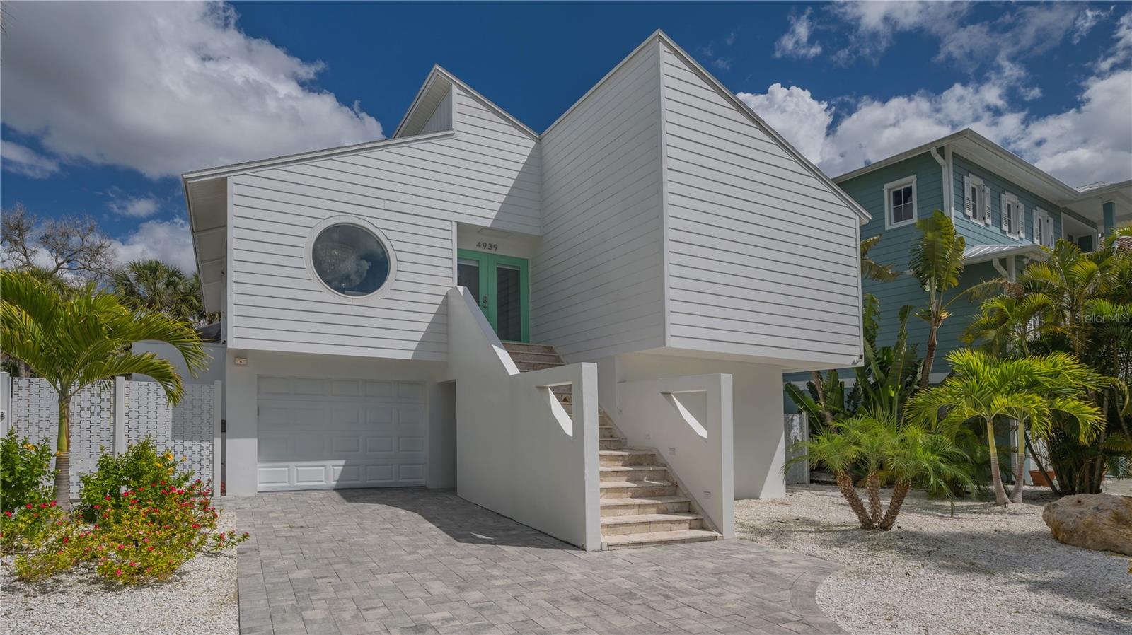 SIESTA BEACH - Residential