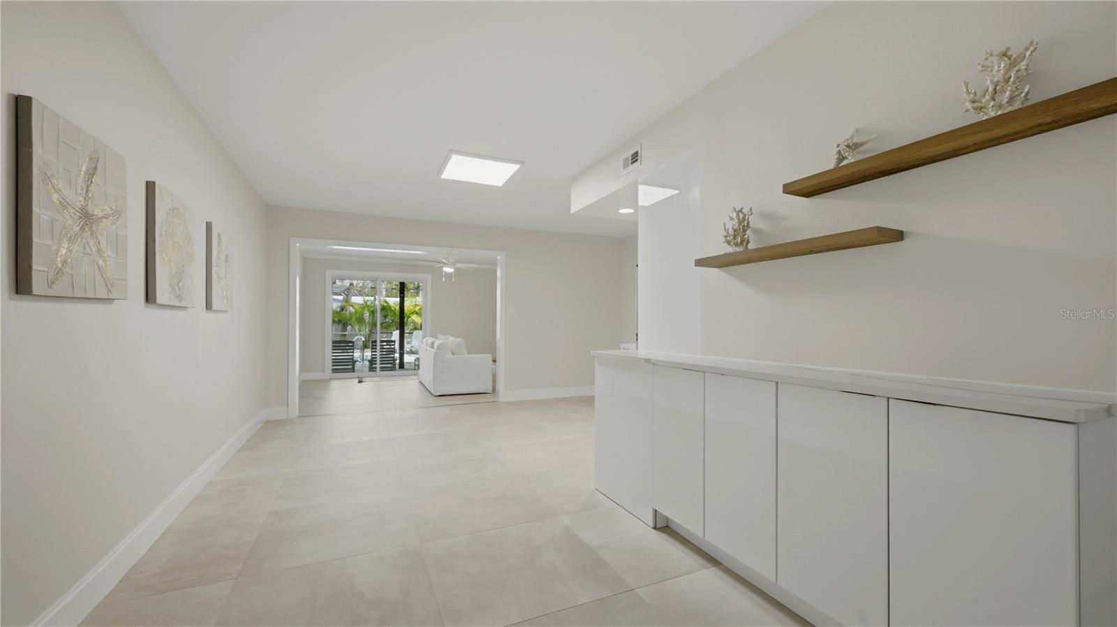 SIESTA BEACH - Residential